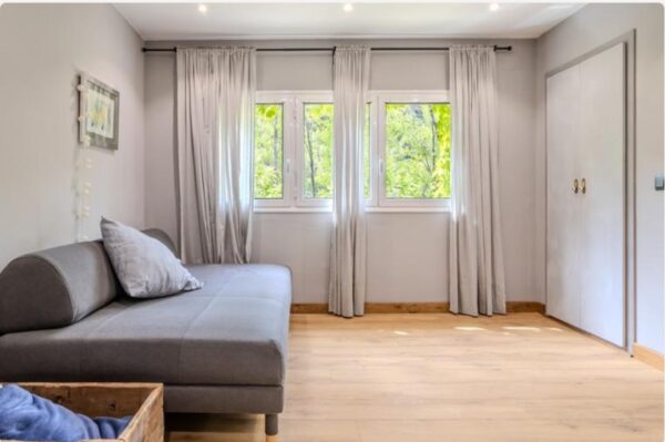 e6148f90-e7fa-4a75-86a9-87b0d08eb939